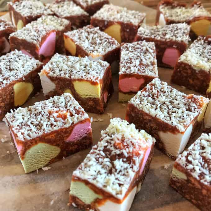 不用烤箱也能做出美味蛋糕，新西兰传统甜品大揭秘——糖果蛋糕（Lolly Cake）