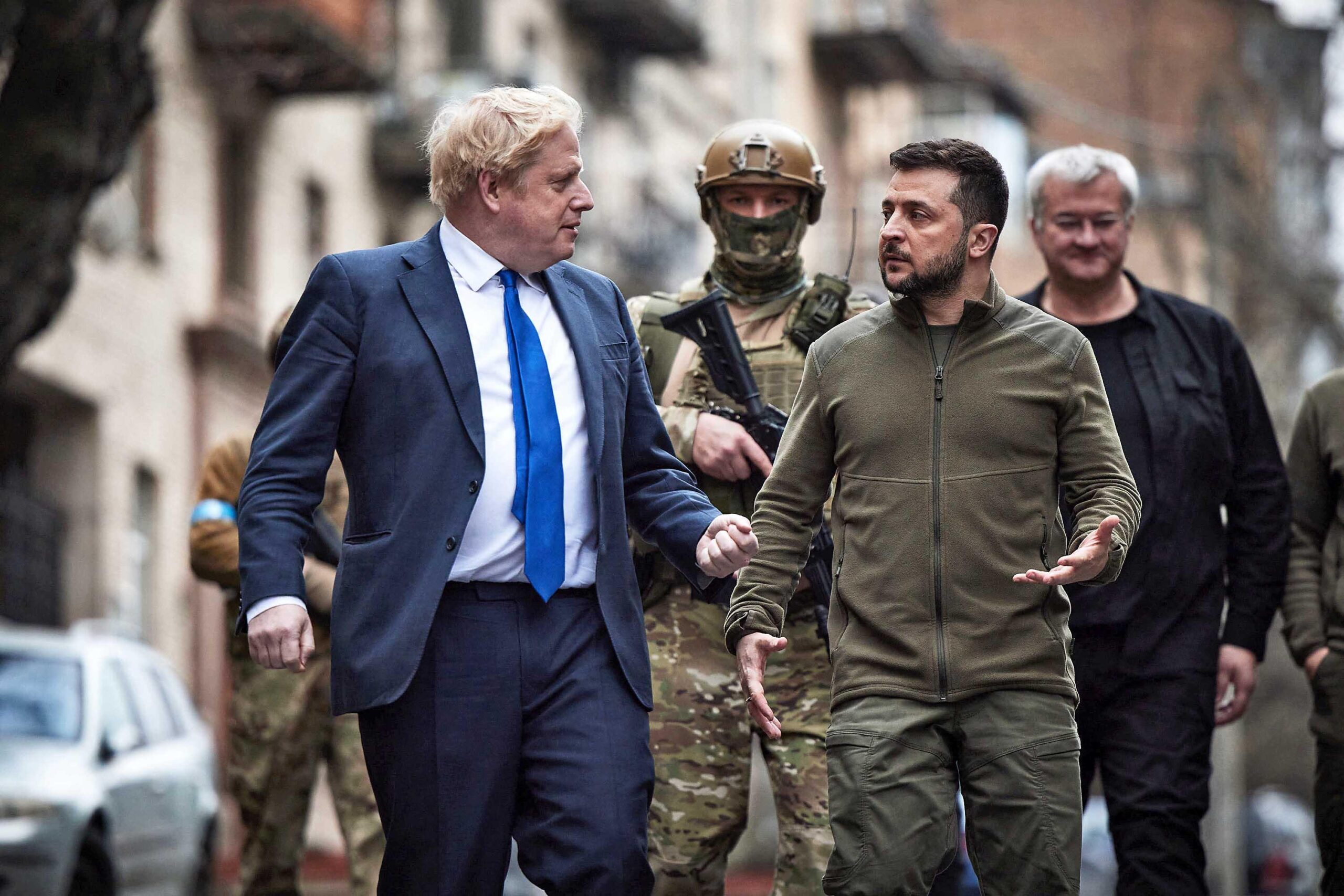 快报：英国首相在乌克兰国会发表讲话，并增加3亿英镑军援