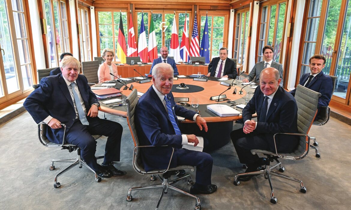 G7峰会推出6000亿美元”全球基建投资“计划，抗衡中国”一带一路“倡议