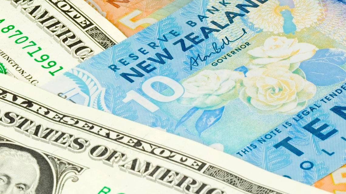 新西兰元兑英镑、美元汇率下跌