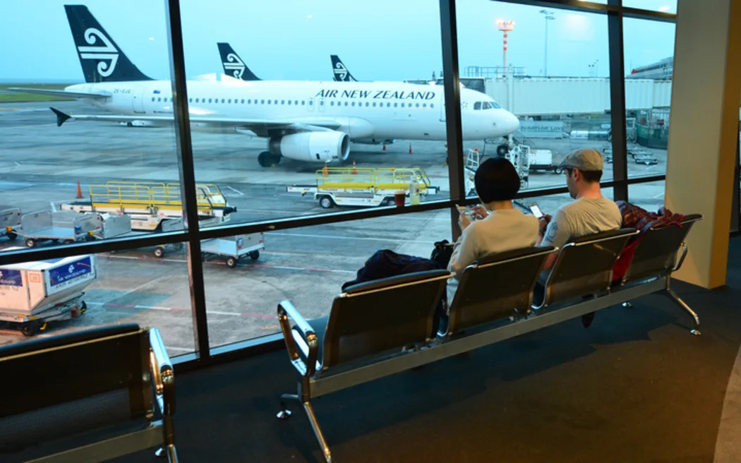 新西兰航空半年财报显示利润下降了39%