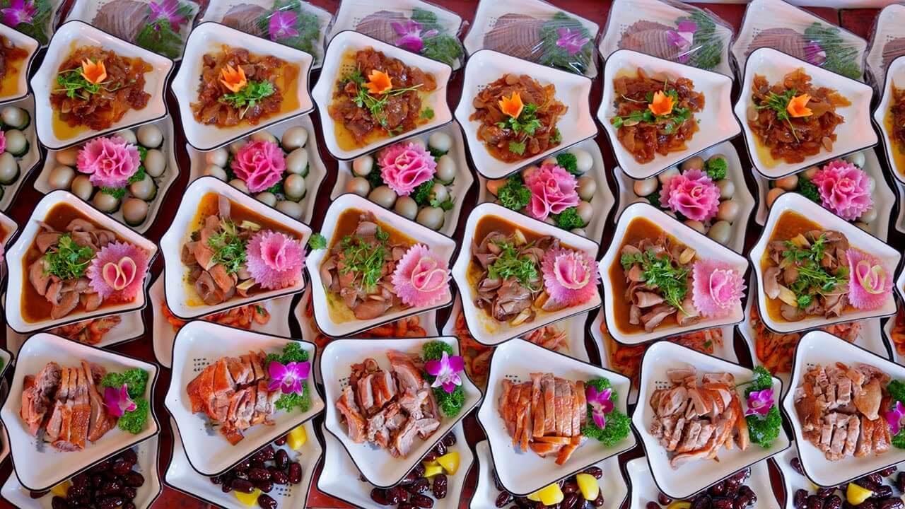 “一桌热饭，盛满乡愁与爱”——日食记《我去参加了一场中国朝鲜族婚宴》观后记