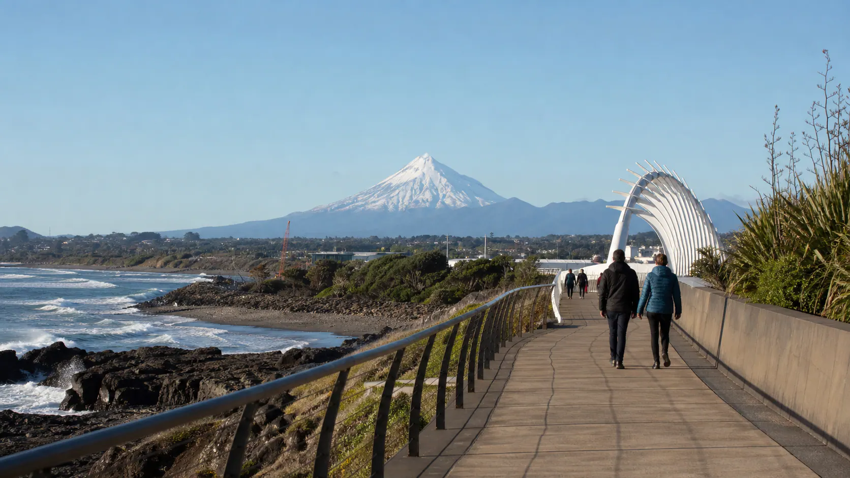 冬天去新普利茅斯住两晚：海岸步道、城市花园和塔拉纳基山怎样取舍
